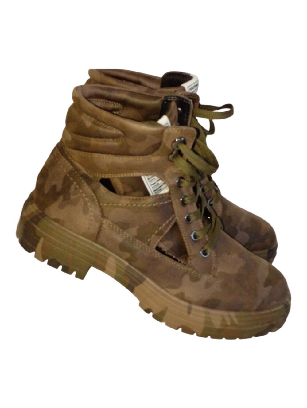 ALDO Vegan brown green river chunky lace up camo combat boots size 7